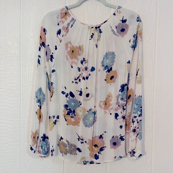 Lucky brand floral top size small - Picture 4 of 4